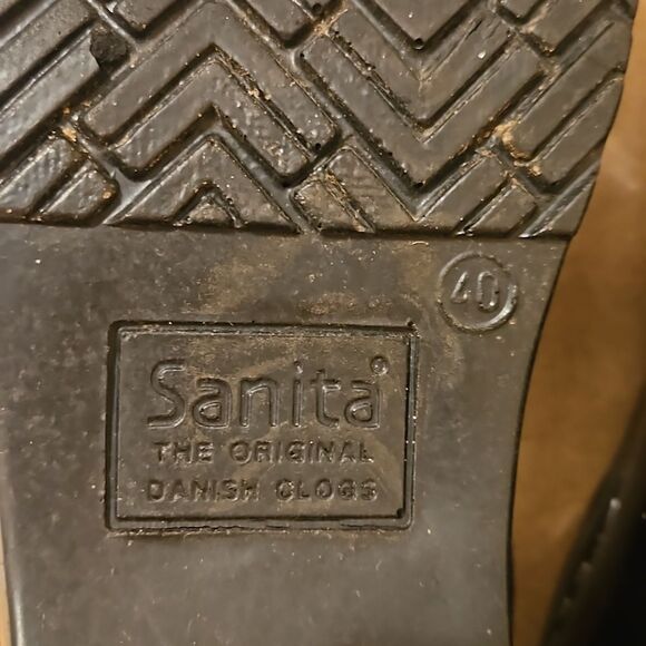 Sanita black gloss clogs size 40 (US 10) - Picture 6 of 8